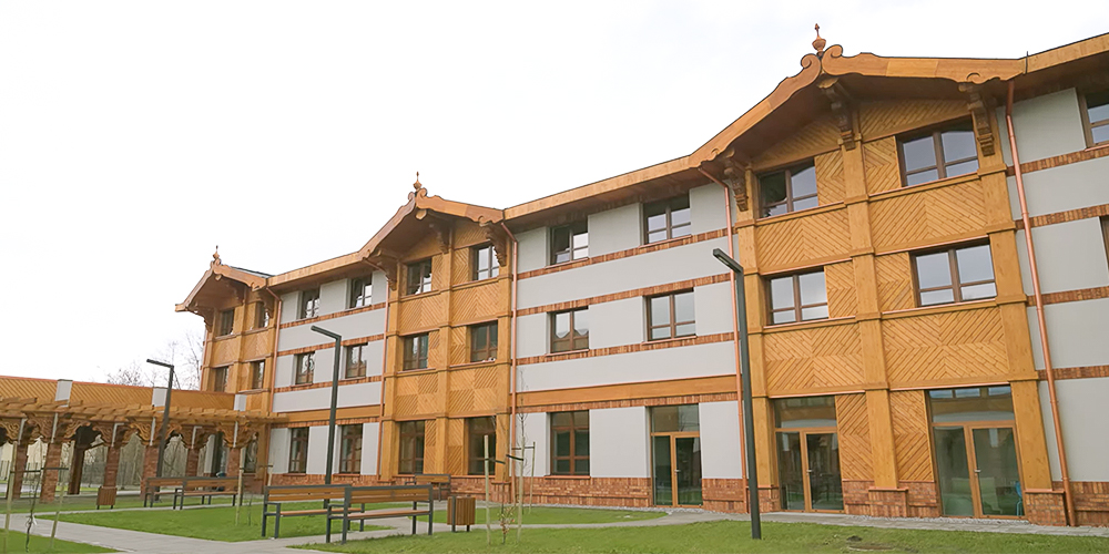 Zespół szkół drzewnych i leśnych w Garbatce - nowa siedziba